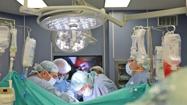 Специалисти от Военномедицинска академия ВМА извършиха поредна чернодробна трансплантация вчера
